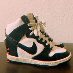 AUTHENTIC Nike Sneaker Wedges USED